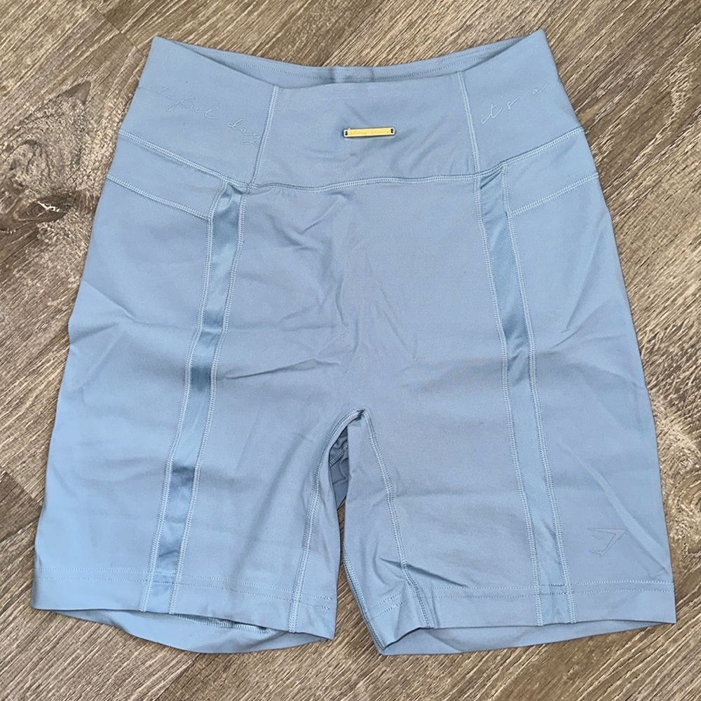 NWOT Whitney Simmons x Gymshark shorts